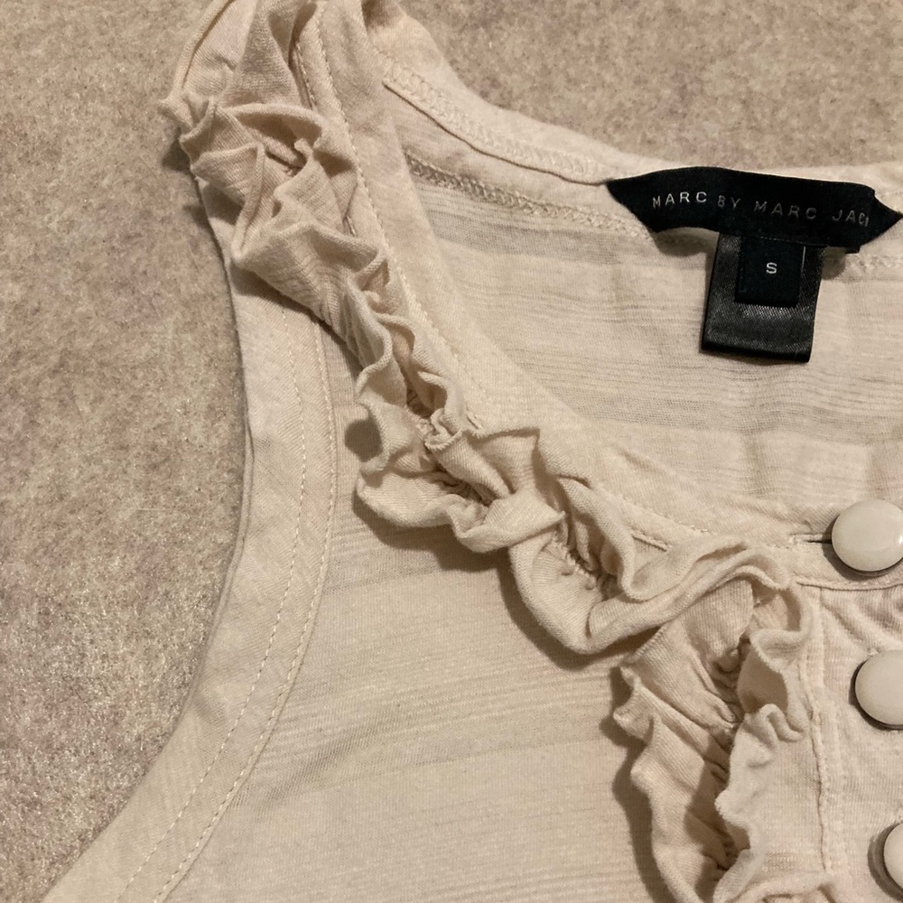 Button Ruffle Tank - Picture 4 of 8